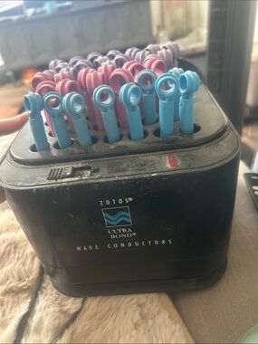 Zotos Ultra Bond Wave Conductors Hair Roller Heater with Pink & Blue Rollers